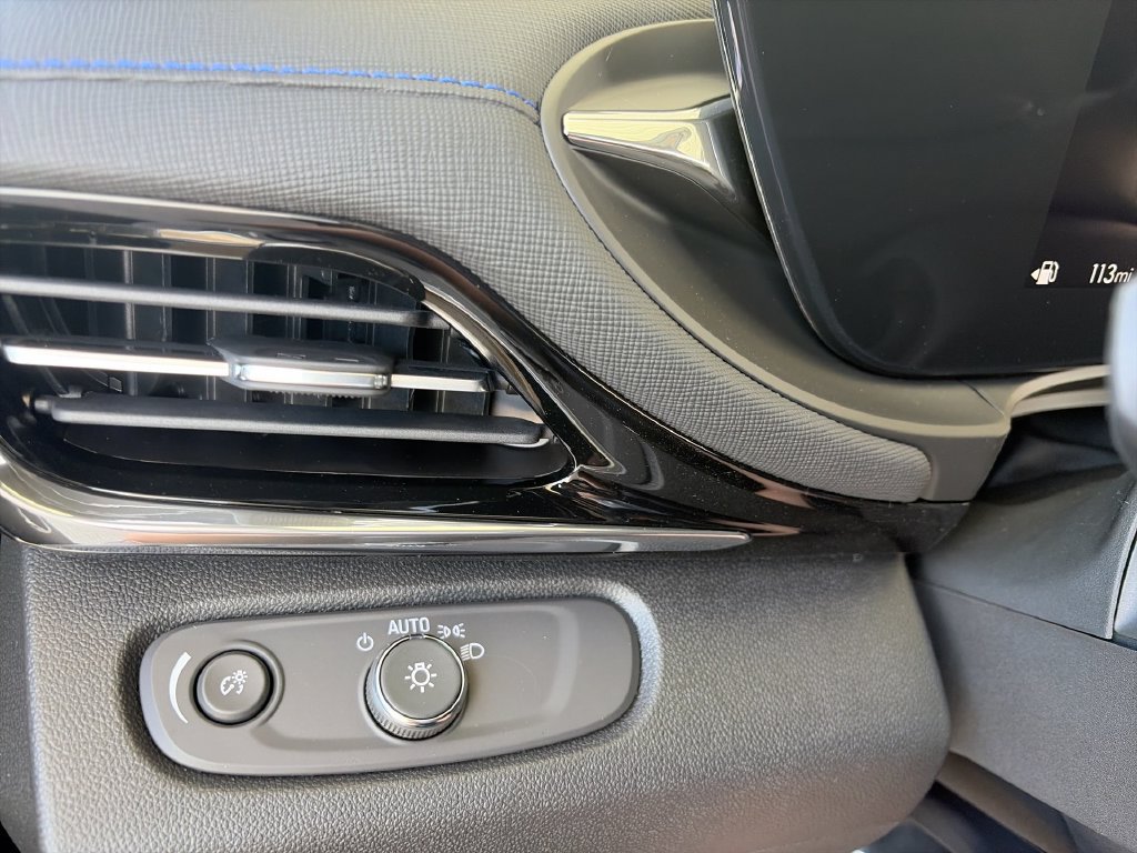 New 2026 Buick Envista Sport Touring w/ Convenience I Package FWD image 24