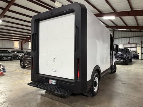 Used 2025 Chevrolet Brightdrop 400 image 6