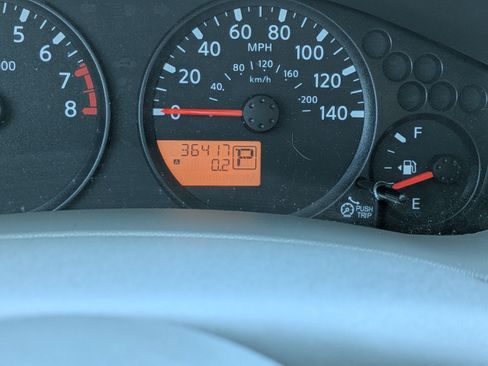 Used 2021 Nissan Frontier SV w/ Midnight Edition Floor Mats image 25