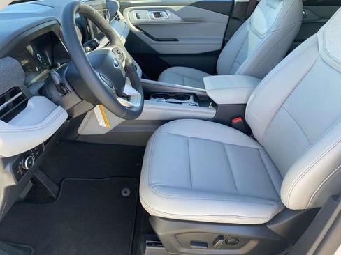 New 2026 Ford Explorer Active w/ Active Comfort Package image 13