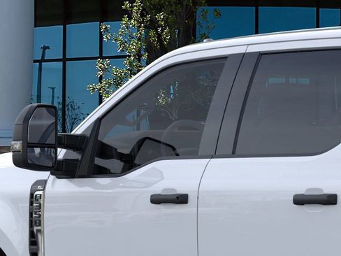 New 2025 Ford F350 XL w/ XL Chrome Package image 20