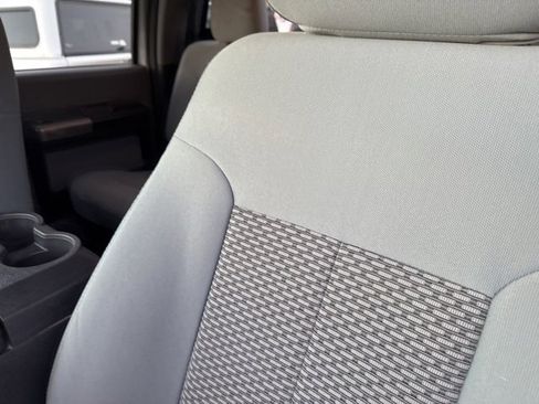 Used 2016 Ford F250 XLT w/ XLT Premium Package image 31