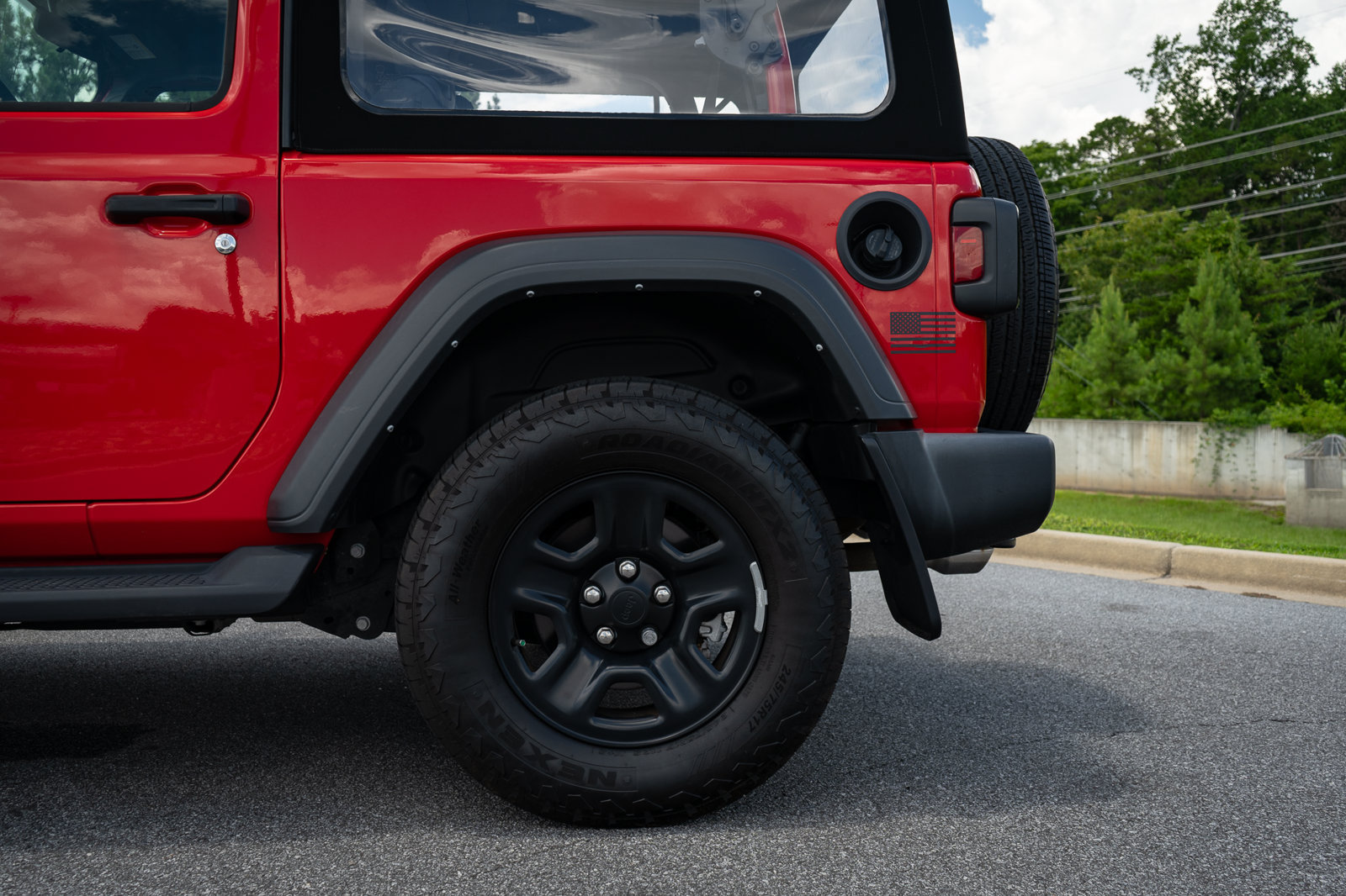 Used 2024 Jeep Wrangler Sport AWD/4WD image 6