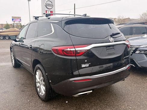 Used 2018 Buick Enclave Premium w/ Experience Buick Package AWD/4WD image 3