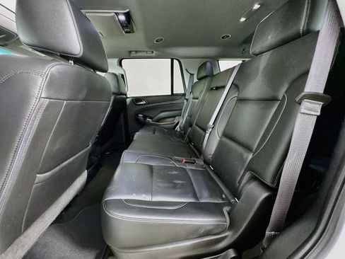Used 2017 GMC Yukon SLT w/ Premium Edition RWD image 29