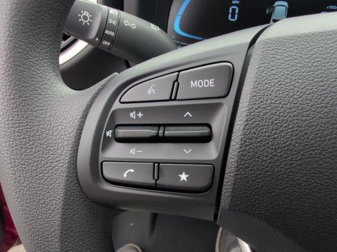 New 2026 Hyundai Venue SE FWD image 18