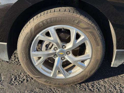 Used 2020 Chevrolet Equinox Premier image 10