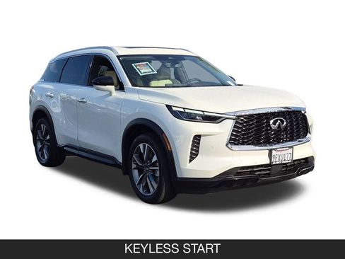 Used 2023 INFINITI QX60 Luxe w/ Cargo Package AWD/4WD image 2