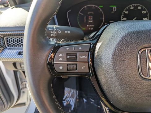 Used 2025 Honda Civic Sport image 25