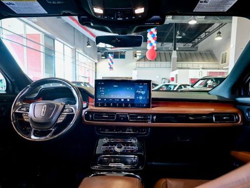 Used 2021 Lincoln Nautilus Reserve FWD image 27