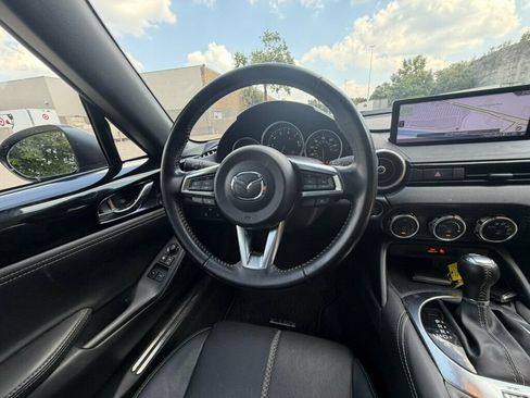 Used 2024 MAZDA MX-5 Miata Grand Touring RWD image 25