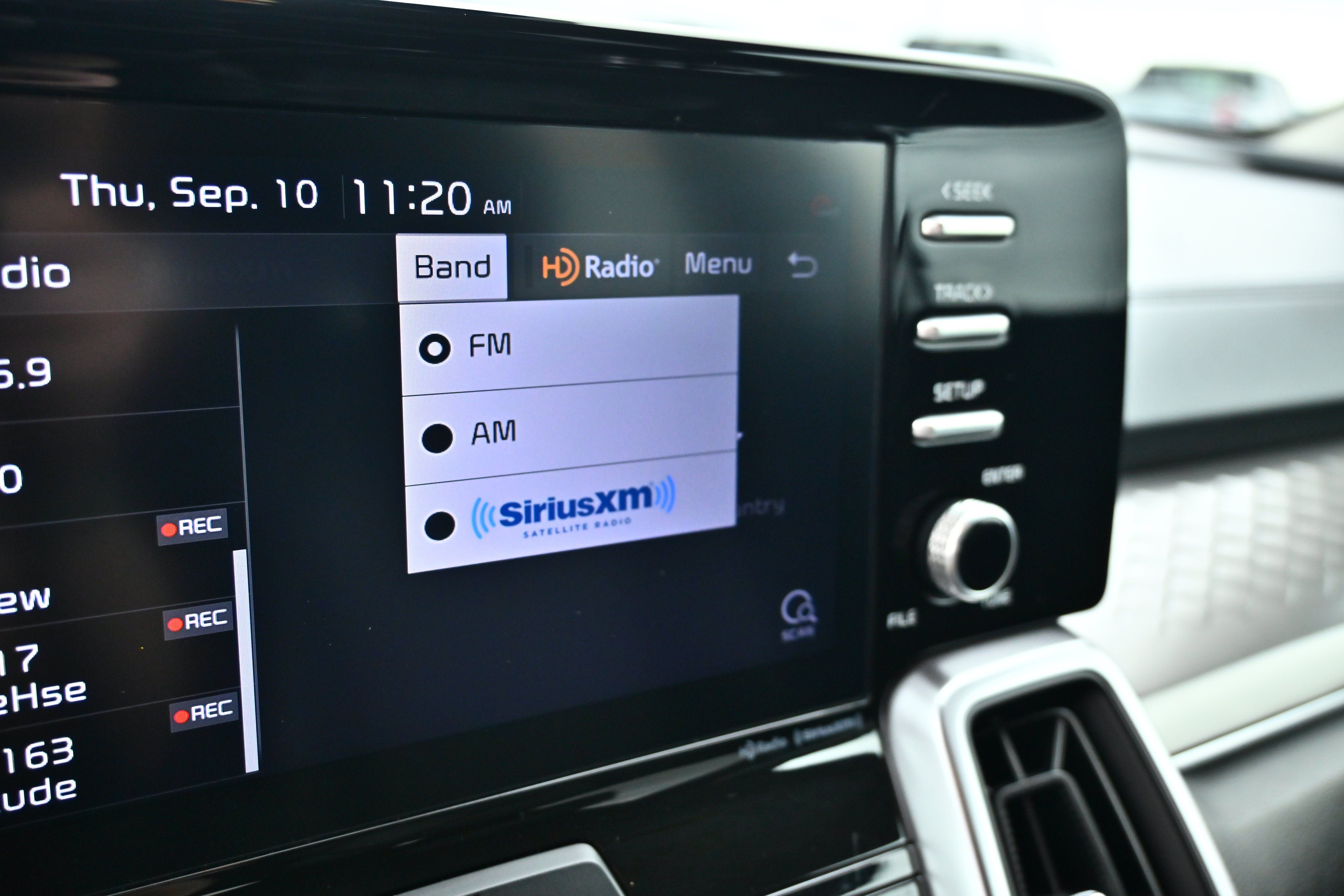Used 2021 Kia Sorento S FWD image 30