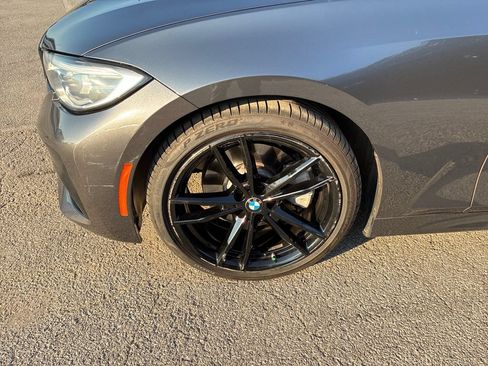 Used 2021 BMW 330i Sedan w/ M Sport Package RWD image 10