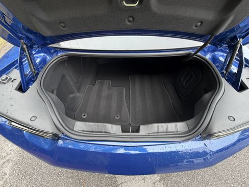 Used 2022 Chevrolet Camaro LT w/ RS Package RWD image 4