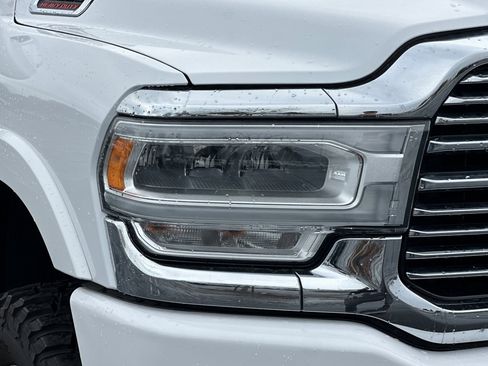 Used 2022 RAM 3500 Laramie image 44