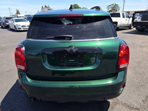 Used 2017 MINI Cooper Countryman FWD image 4