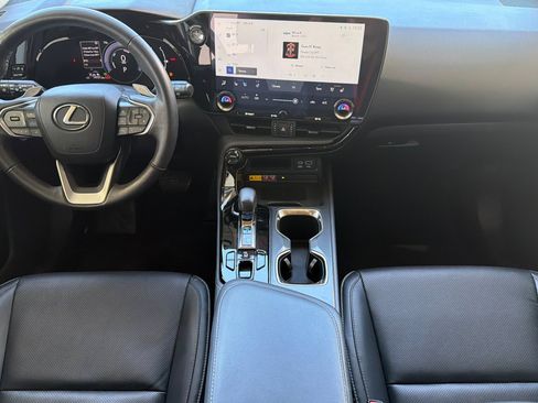 Used 2023 Lexus NX 350h AWD image 17
