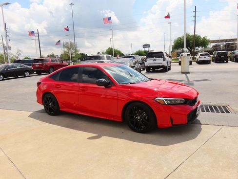 Used 2025 Honda Civic Sport image 6