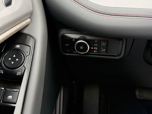 New 2026 Ford Explorer Active image 30