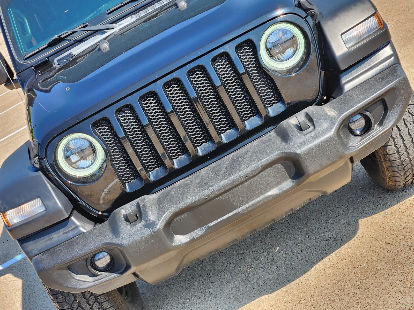 Used 2023 Jeep Wrangler Sport AWD/4WD image 14