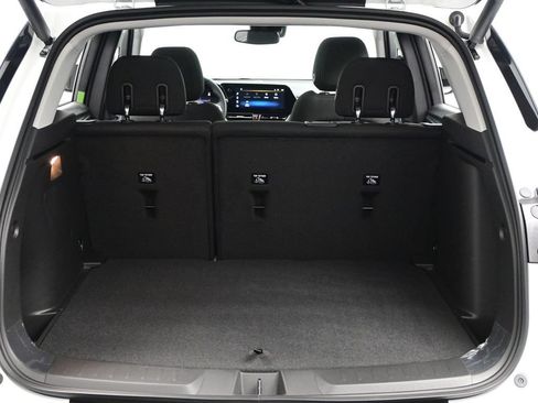New 2026 Chevrolet TrailBlazer LT w/ Convenience Package FWD image 44