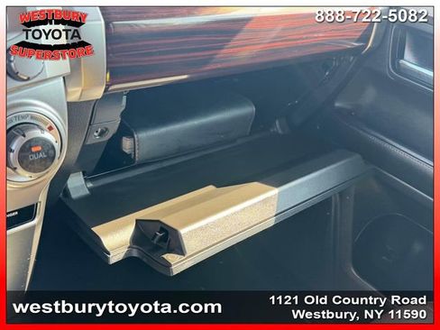 Used 2023 Toyota 4Runner Limited AWD/4WD image 34