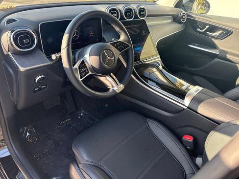 Certified 2025 Mercedes-Benz GLC 350e 4MATIC image 7