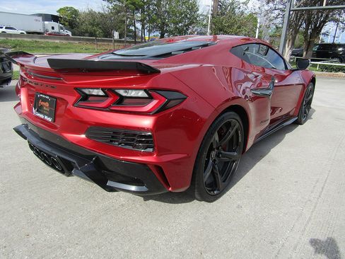 Used 2024 Chevrolet Corvette Z06 image 5