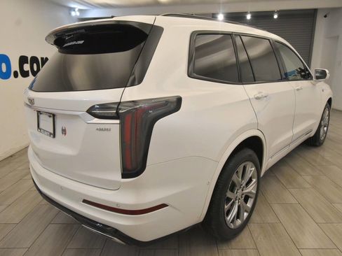 Used 2020 Cadillac XT6 Sport w/ Platinum Package image 5
