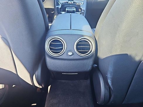 Used 2017 Mercedes-Benz E 300 image 33