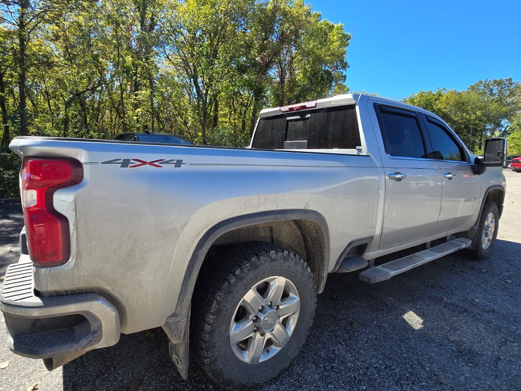 Used 2020 Chevrolet Silverado 2500 LTZ w/ LTZ Premium Package AWD/4WD image 8
