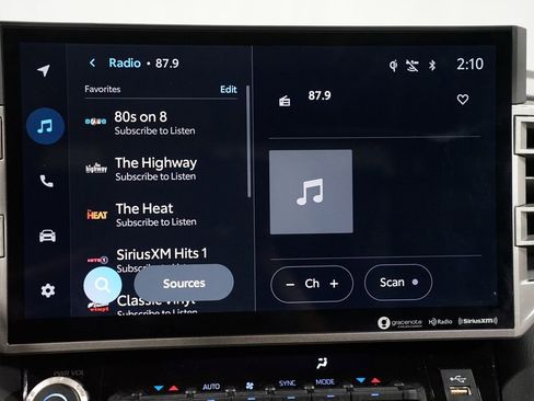 Used 2023 Toyota Tundra Limited w/ Power Package AWD/4WD image 19