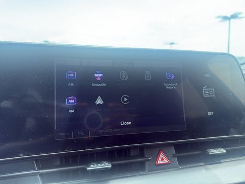 Used 2024 Kia Sportage EX FWD image 19
