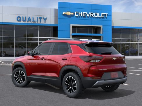 New 2026 Chevrolet TrailBlazer LT FWD image 3