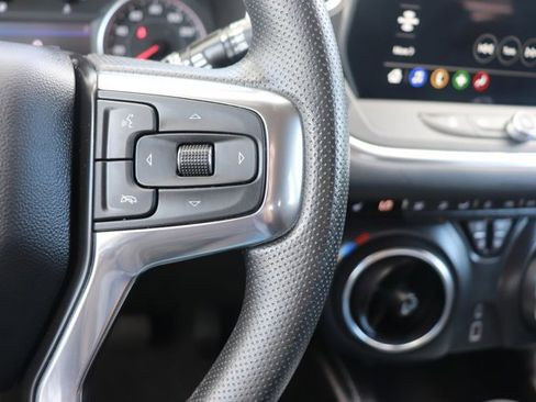Used 2025 Chevrolet Blazer LT image 21