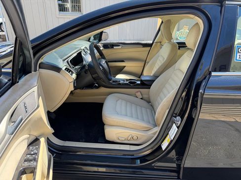 Used 2014 Ford Fusion SE image 14