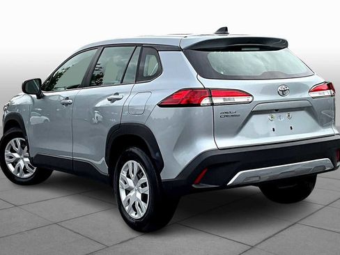 Used 2023 Toyota Corolla Cross L image 11