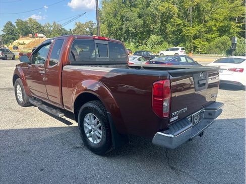 Used 2016 Nissan Frontier SV AWD/4WD image 8