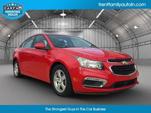 Used 2016 Chevrolet Cruze LT image 17