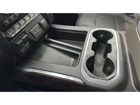 Used 2019 GMC Sierra 1500 SLT w/ SLT Premium Package AWD/4WD image 22