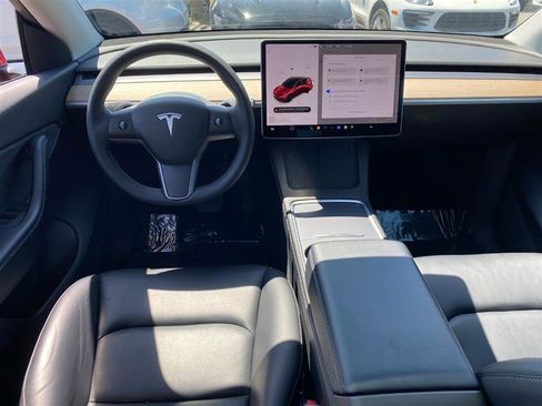 Used 2023 Tesla Model Y Long Range image 13