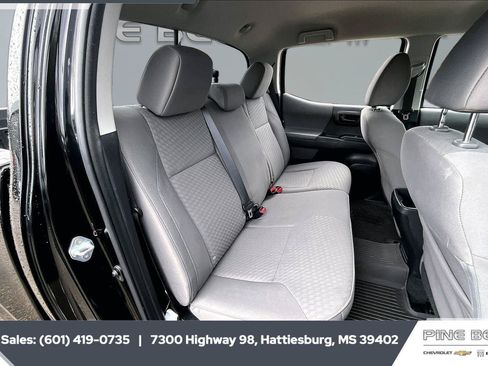 Used 2023 Toyota Tacoma SR AWD/4WD image 21