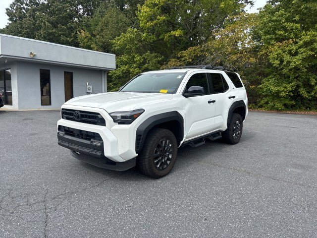 Used 2026 Toyota 4Runner SR5 AWD/4WD image 1