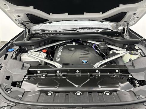 Used 2026 BMW X5 xDrive40i w/ Executive Package image 20