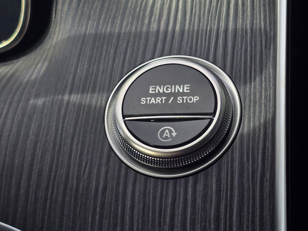 New 2027 Mercedes-Benz CLE 300 4MATIC Coupe image 40
