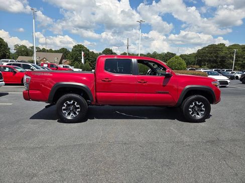 Certified 2023 Toyota Tacoma TRD Off-Road w/ Technology Package RWD image 13