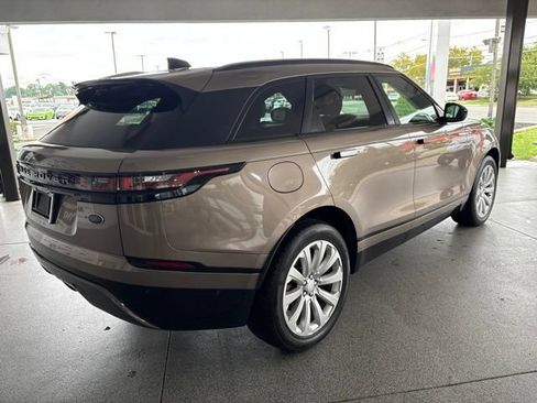 Used 2018 Land Rover Range Rover Velar R-Dynamic SE AWD/4WD image 6