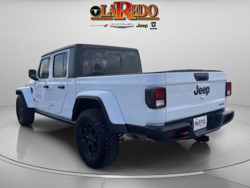 Used 2021 Jeep Gladiator Sport image 5