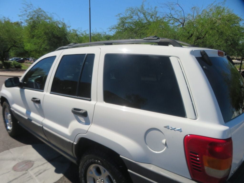Used 2000 Jeep Grand Cherokee Laredo AWD/4WD image 7