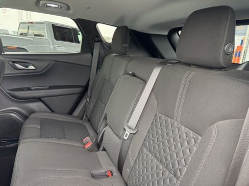 Used 2019 Chevrolet Blazer LT image 38